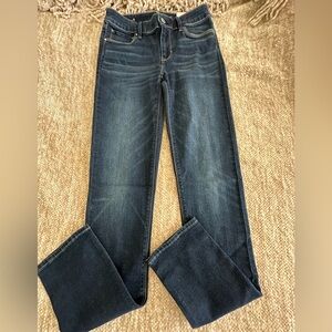 WHBM NWT “The Slim” Stylish Blue Denim Jeans!